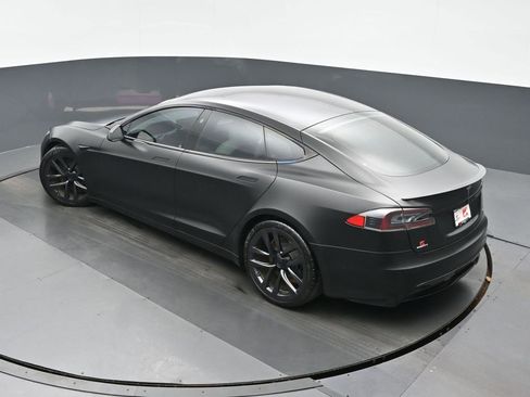 Used 2021 Tesla Model S Plaid image 36