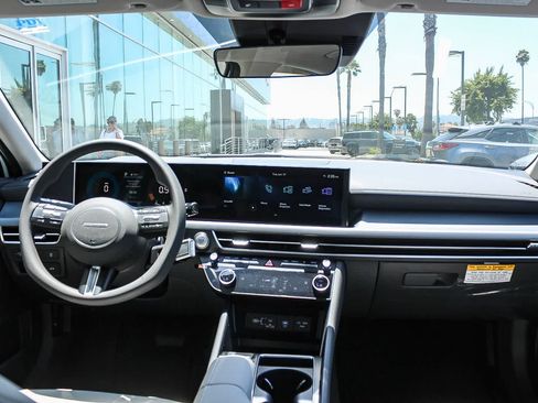 Certified 2025 Hyundai Sonata SEL FWD image 17
