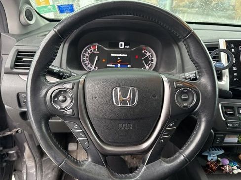 Used 2017 Honda Pilot EX-L image 8