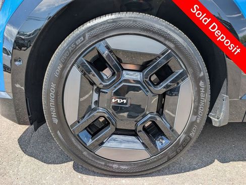 Certified 2024 Kia EV9 GT-Line AWD/4WD image 11
