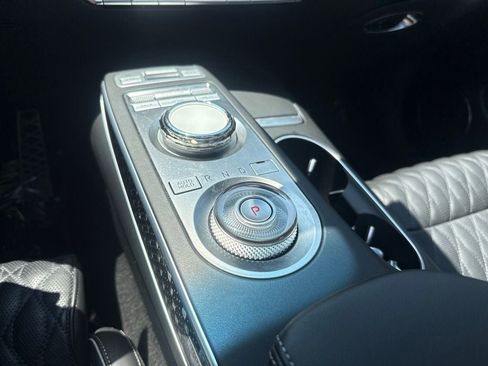 Used 2023 Genesis GV70 3.5T Sport w/ Sport Prestige Package AWD/4WD image 25
