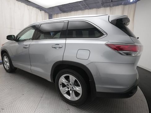 Used 2014 Toyota Highlander Limited w/ Driver Technology Package AWD/4WD image 33