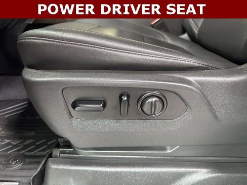 Used 2021 Chevrolet Silverado 1500 LT Trail Boss w/ Convenience Package II image 5