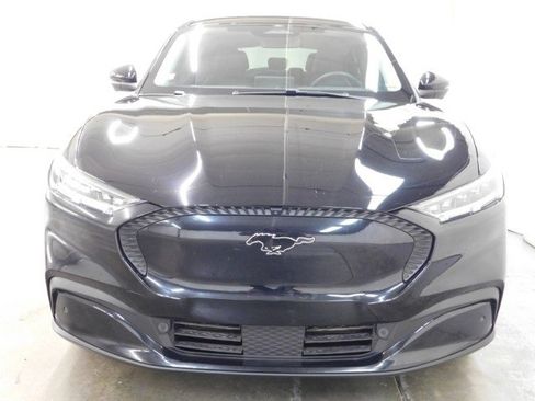 Used 2023 Ford Mustang Mach-E Select image 9