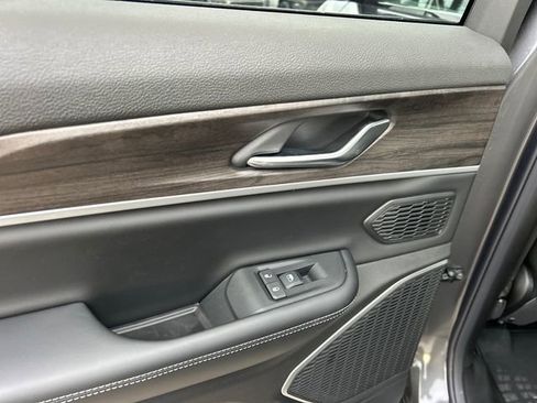 New 2026 Jeep Grand Cherokee Limited image 45