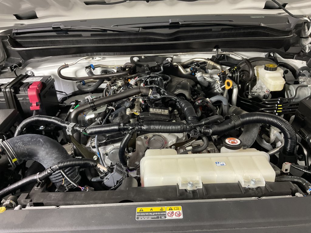 Used 2025 Toyota Tacoma SR5 AWD/4WD image 25