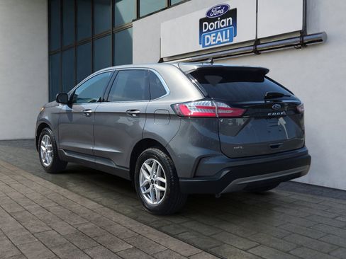 Used 2024 Ford Edge SEL w/ Convenience Package image 5