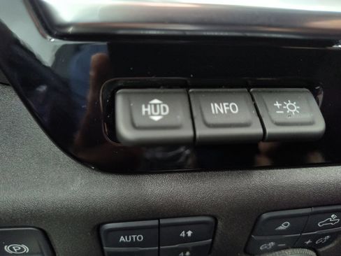 Used 2026 Chevrolet Silverado 1500 LTZ AWD/4WD image 16