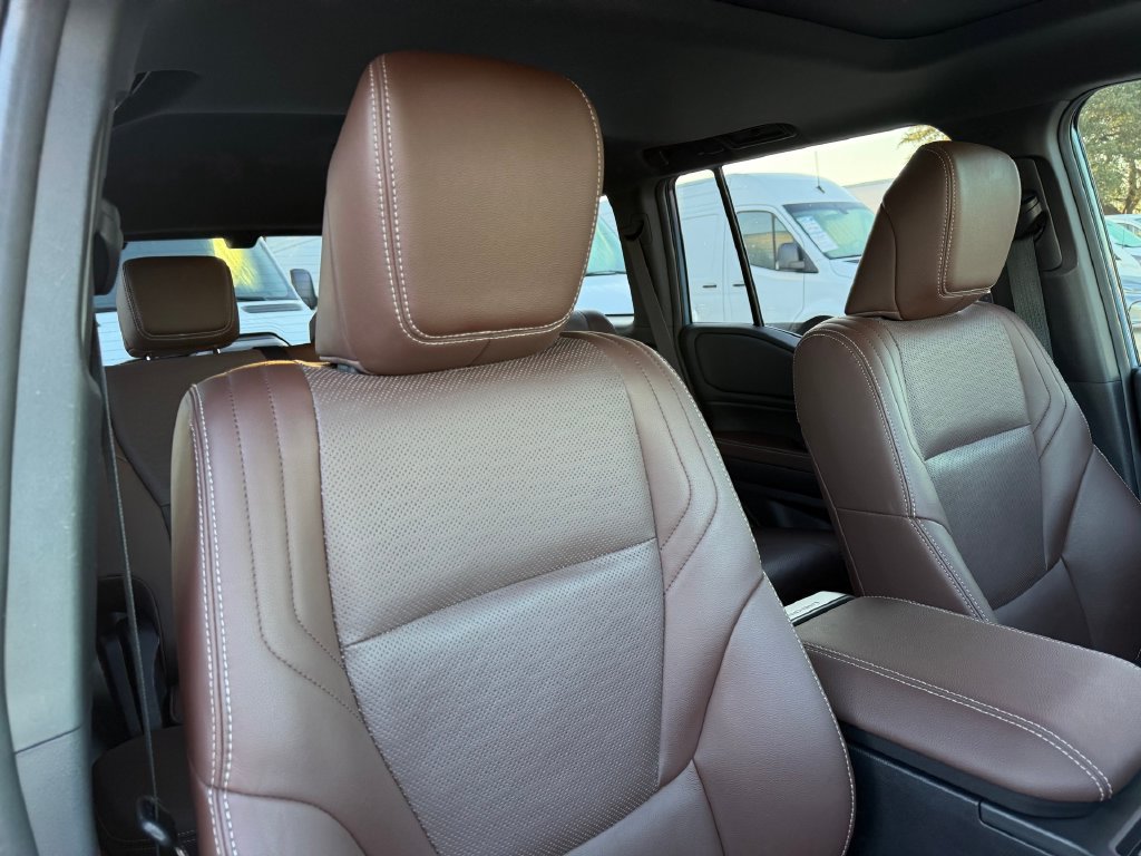 Used 2025 Toyota Land Cruiser w/ Premium Package AWD/4WD image 27