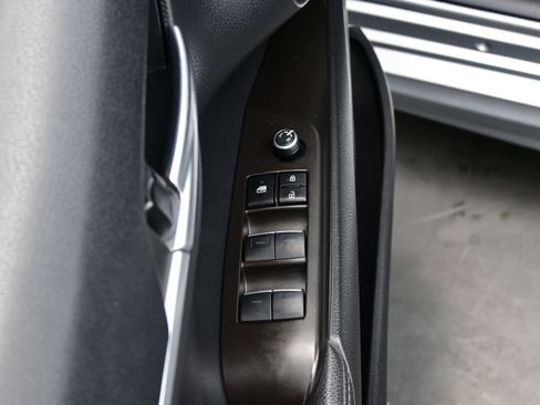 Used 2023 Toyota Camry XSE w/ Navigation Package FWD image 10