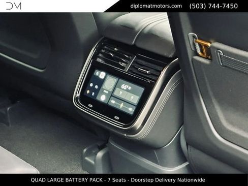 Used 2023 Rivian R1S Adventure AWD/4WD image 21