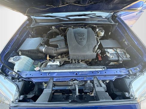 Used 2023 Toyota Tacoma TRD Off-Road image 27