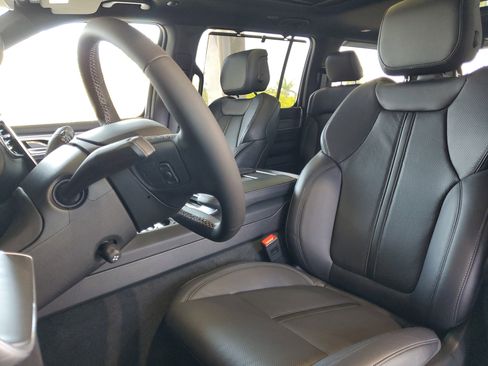 New 2026 Jeep Grand Wagoneer Limited AWD/4WD image 20