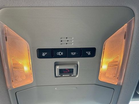 Used 2020 Toyota RAV4 LE w/ All Weather Liner Package AWD/4WD image 21