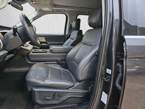 Used 2025 Ford Expedition Max Active AWD/4WD image 14