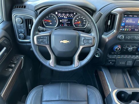 Used 2022 Chevrolet Silverado 1500 High Country w/ LPO, Dark Essentials Package AWD/4WD image 15