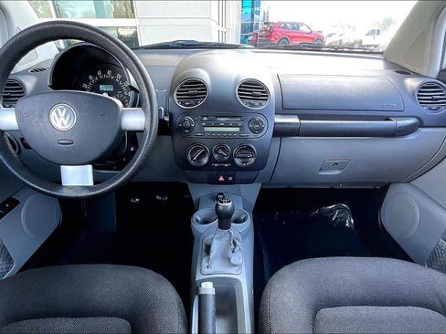 Used 2003 Volkswagen Beetle GL image 14