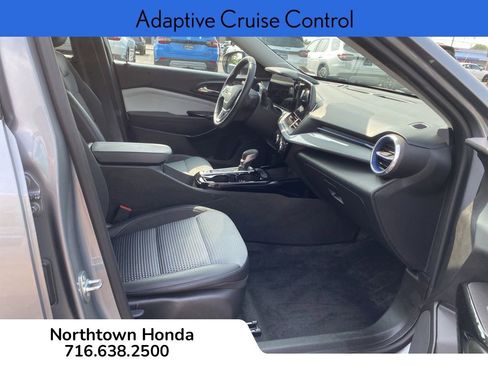 Used 2024 Chevrolet Trax LT w/ Driver Confidence Package image 12