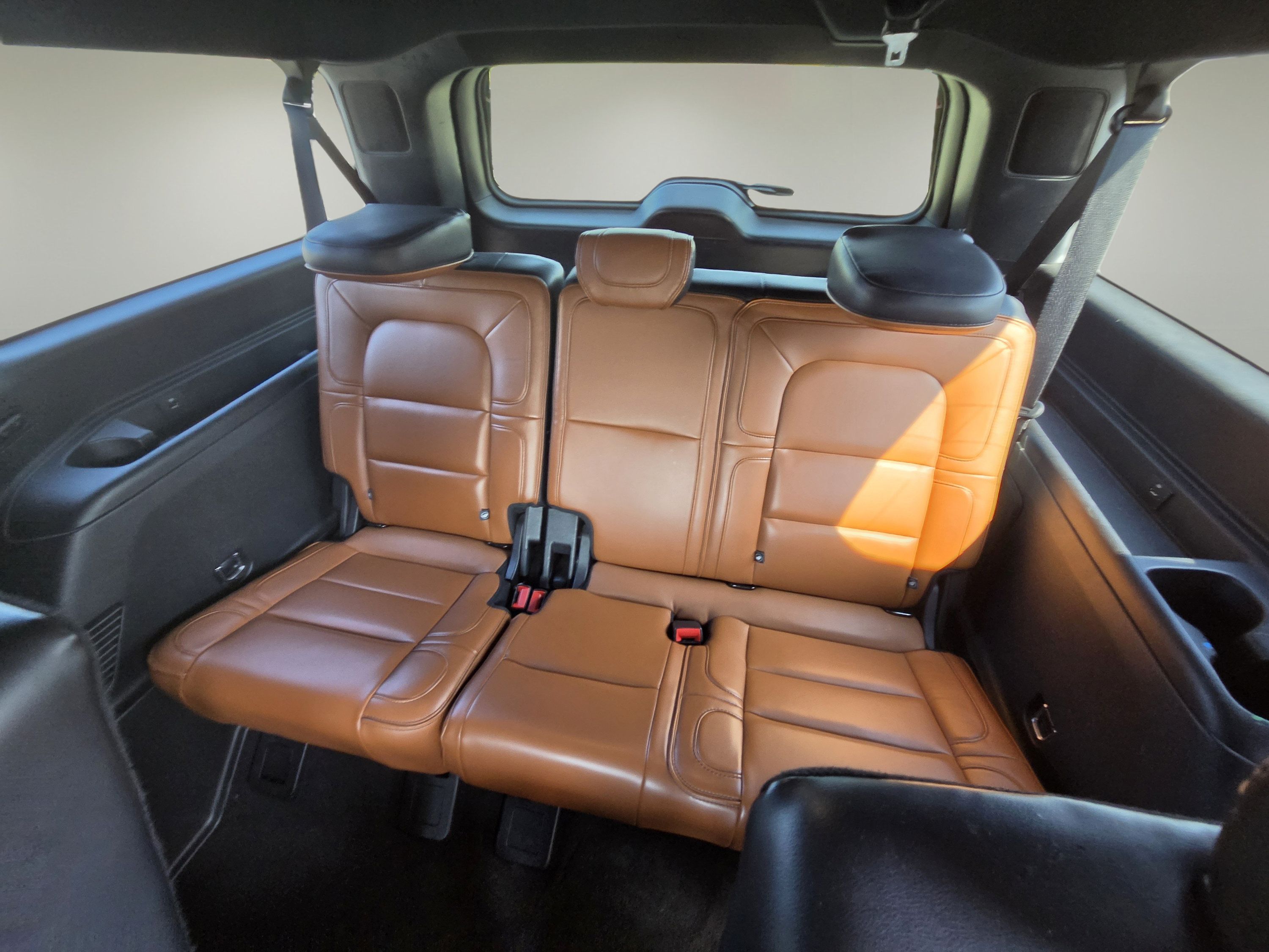 Used 2019 Lincoln Navigator L Reserve AWD/4WD image 12