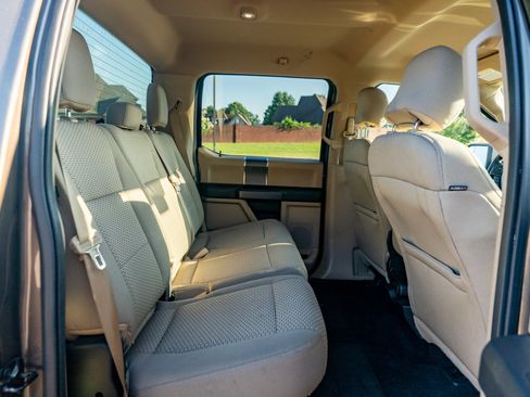 Used 2016 Ford F150 XLT w/ Equipment Group 301A Mid RWD image 15