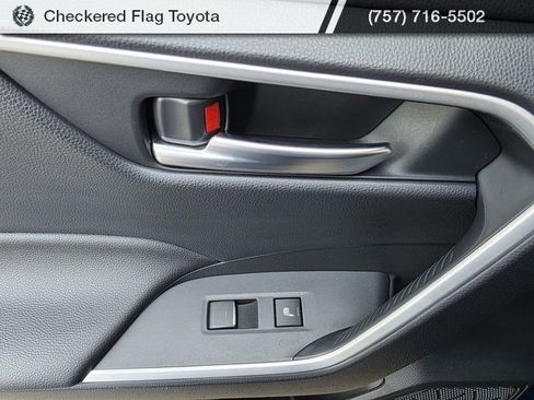 Used 2024 Toyota RAV4 SE w/ Weather & Moonroof Package image 44