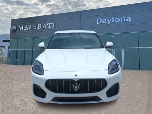 New 2025 Maserati Grecale GT image 8