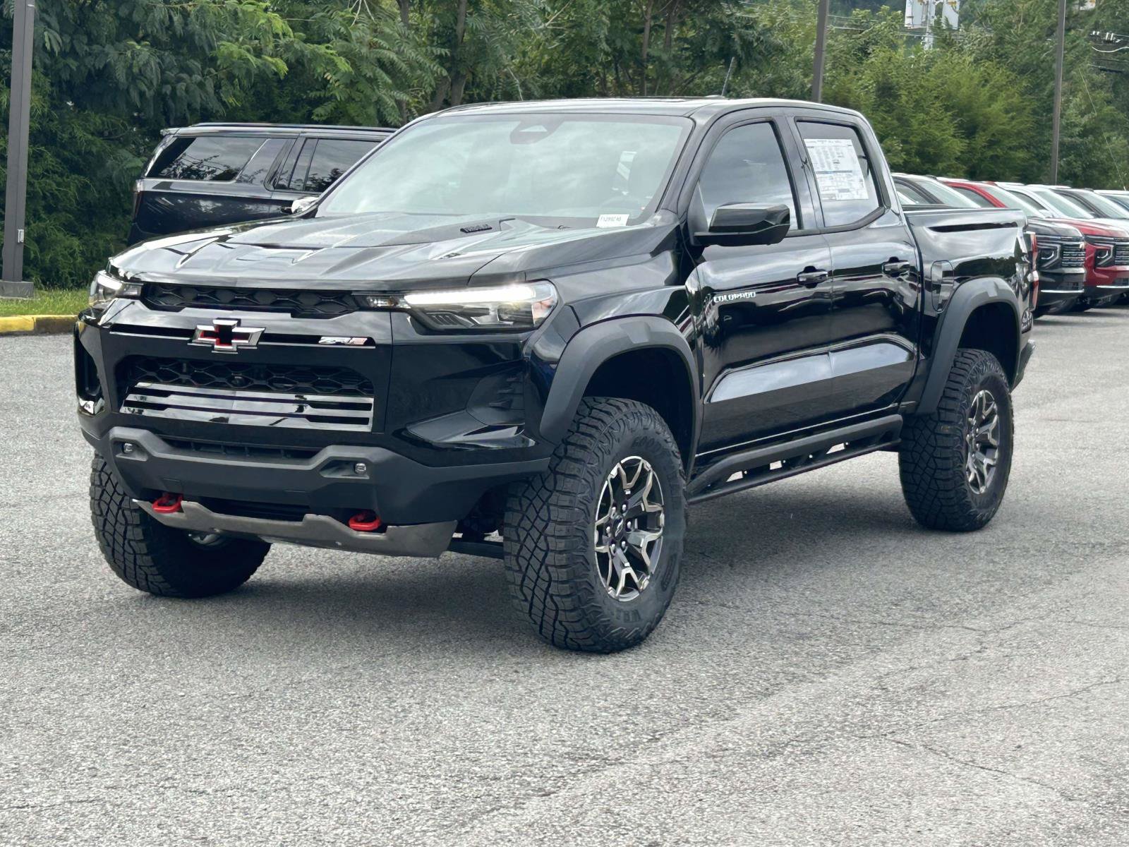New 2026 Chevrolet Colorado ZR2 w/ Technology Package AWD/4WD image 3