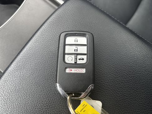 Used 2018 Honda Accord EX-L image 27