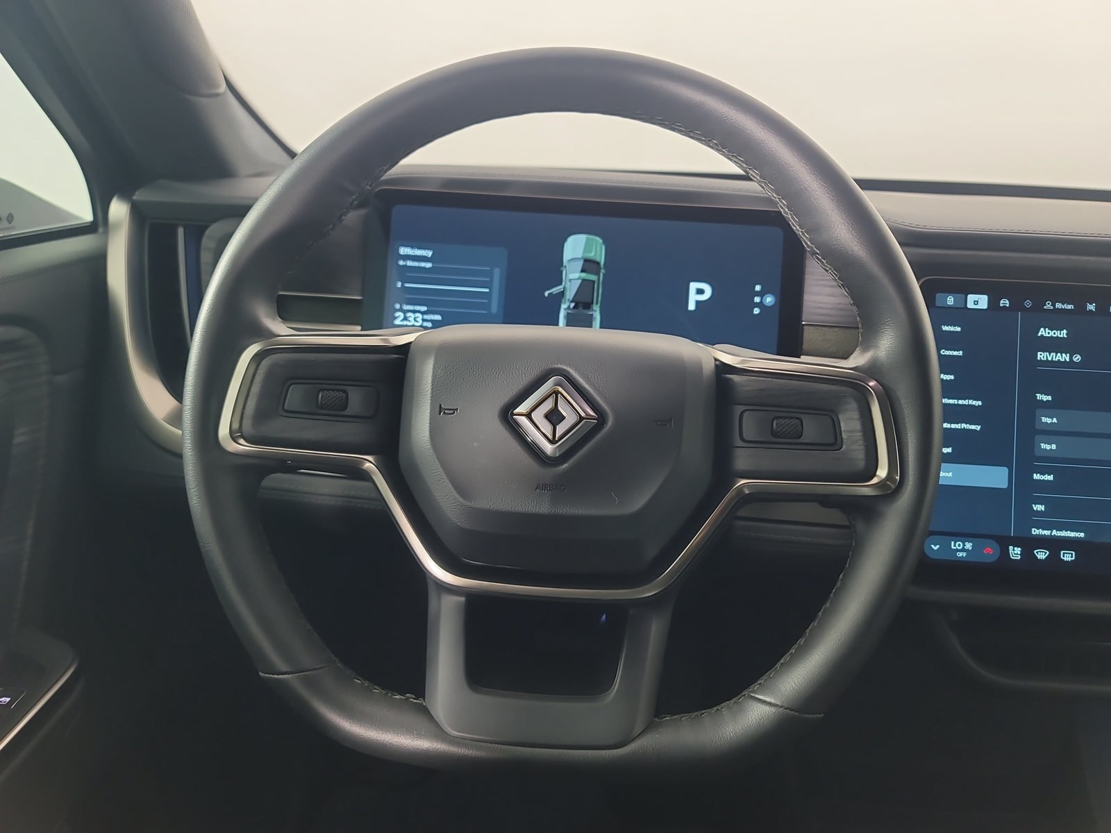 Used 2025 Rivian R1T Adventure Dual AWD/4WD image 26