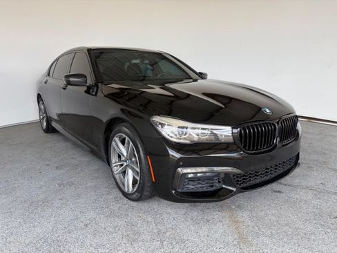 Used 2019 BMW 740i xDrive w/ M Sport Package AWD/4WD image 2