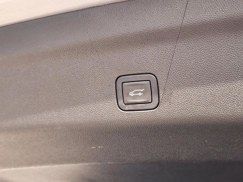 Used 2025 Cadillac Escalade Sport Platinum w/ LPO, Floor Liner Package image 37