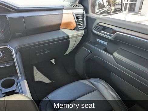 Used 2024 GMC Sierra 1500 Denali w/ Technology Package image 22