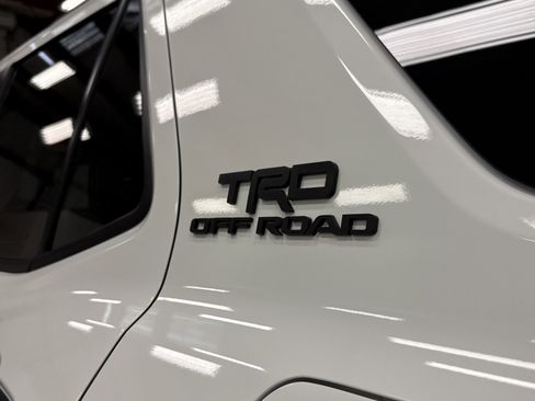 Used 2025 Toyota 4Runner TRD Off-Road image 21