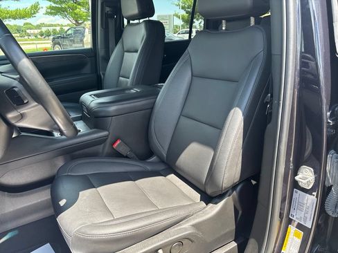 Used 2024 Chevrolet Suburban LT AWD/4WD image 57