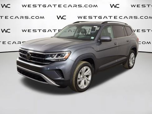 Used 2021 Volkswagen Atlas SE image 1