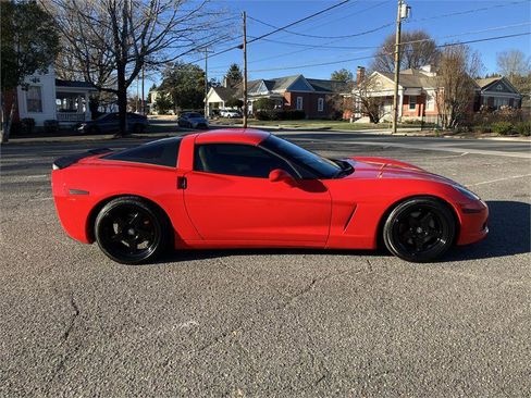 Used 2010 Chevrolet Corvette Coupe w/ Preferred Equipment Group image 8