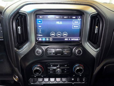 Used 2020 Chevrolet Silverado 2500 LT w/ Convenience Package AWD/4WD image 19