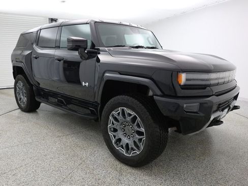 Used 2024 GMC Hummer EV 3X image 2