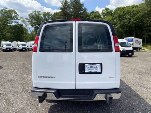 Used 2024 GMC Savana 2500 w/ Driver Convenience Package RWD image 4