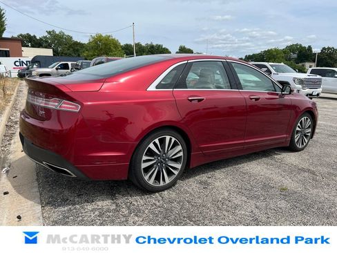Used 2018 Lincoln MKZ Reserve w/ Climate Package FWD image 3