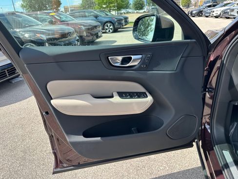 New 2026 Volvo XC60 B5 Core w/ Climate Package image 16