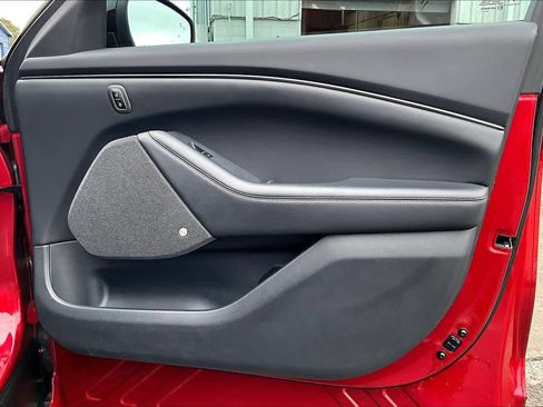 Used 2023 Ford Mustang Mach-E Premium image 22