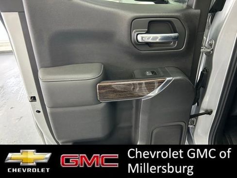 Used 2022 GMC Sierra 1500 Elevation w/ LPO, Elevation Black Package image 26