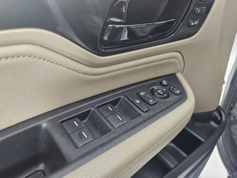 Used 2023 Honda Odyssey Elite image 30