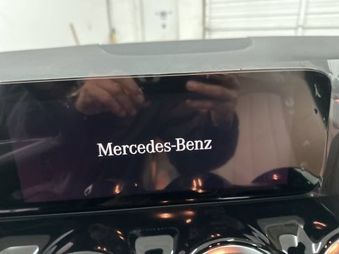 Used 2026 Mercedes-Benz GLA 250 image 12