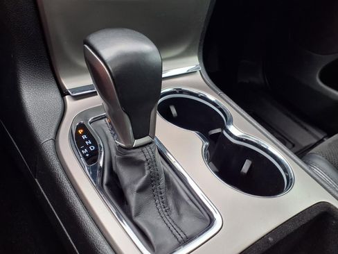 Used 2021 Jeep Grand Cherokee Laredo X RWD image 21