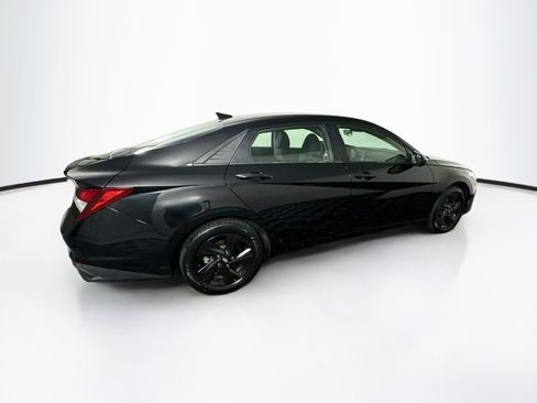Used 2021 Hyundai Elantra SEL FWD image 10