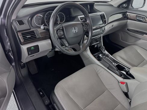 Used 2016 Honda Accord EX-L image 9