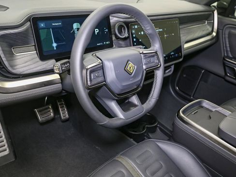 Used 2023 Rivian R1S Launch Edition AWD/4WD image 27