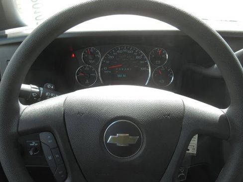 New 2024 Chevrolet Express 3500 w/ Power Convenience Package image 9